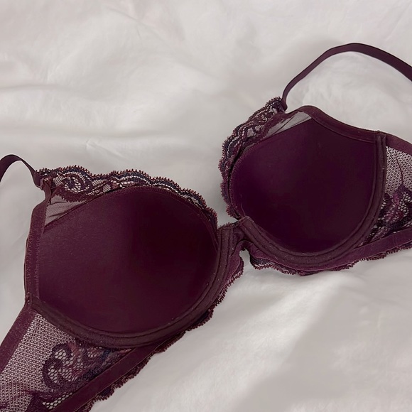 Natori Feathers Contour Plunge Bra 32D - Picture 3 of 10